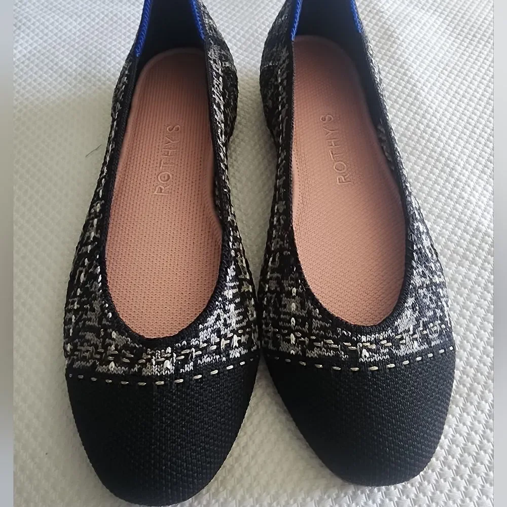 Rothy's Women's Black and White Flats